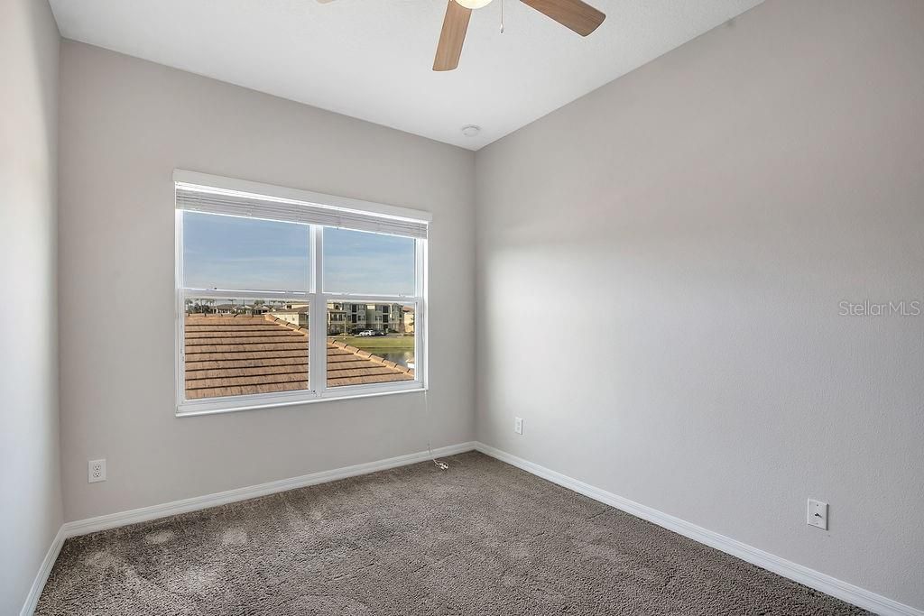 Active With Contract: $2,600 (3 beds, 2 baths, 1881 Square Feet)