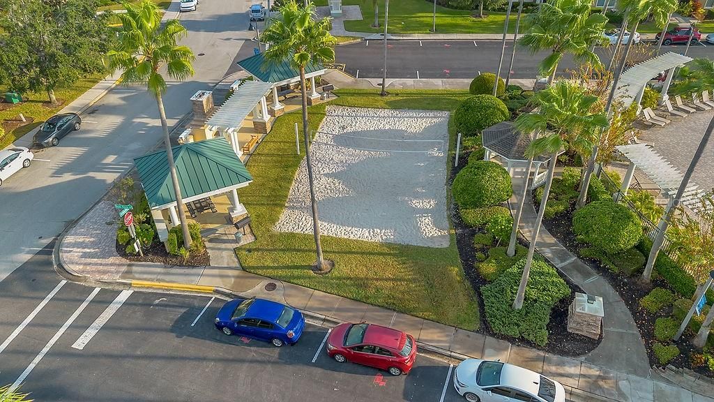 Active With Contract: $2,600 (3 beds, 2 baths, 1881 Square Feet)