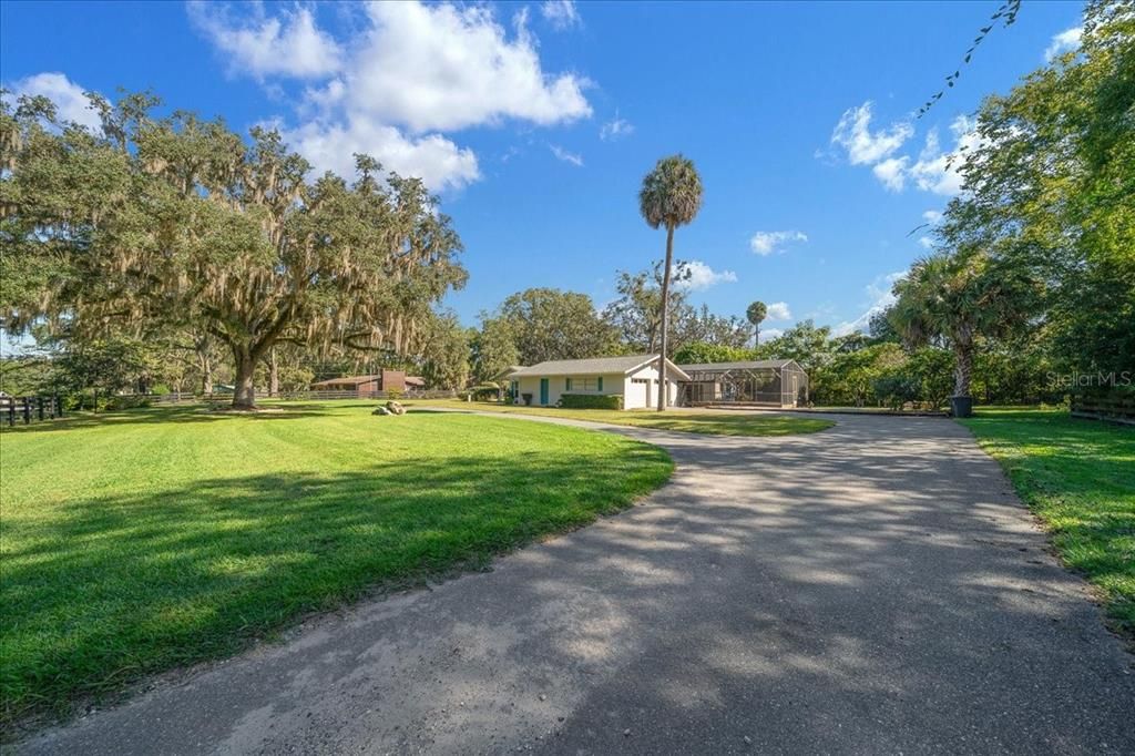 For Sale: $365,000 (3 beds, 2 baths, 2028 Square Feet)