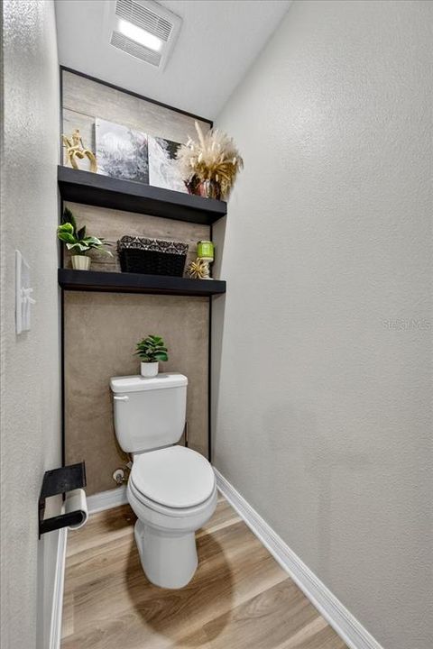 For Sale: $317,000 (3 beds, 2 baths, 1542 Square Feet)