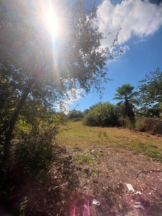 待售: $99,500 (0.16 acres)