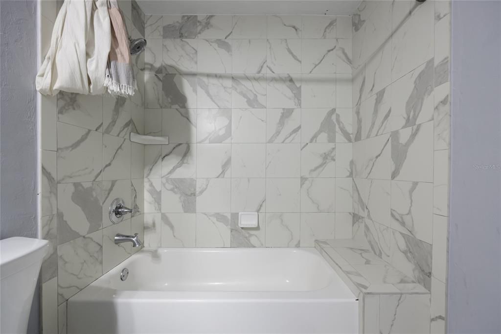 待售: $780,000 (5 贝兹, 3 浴室, 3426 平方英尺)