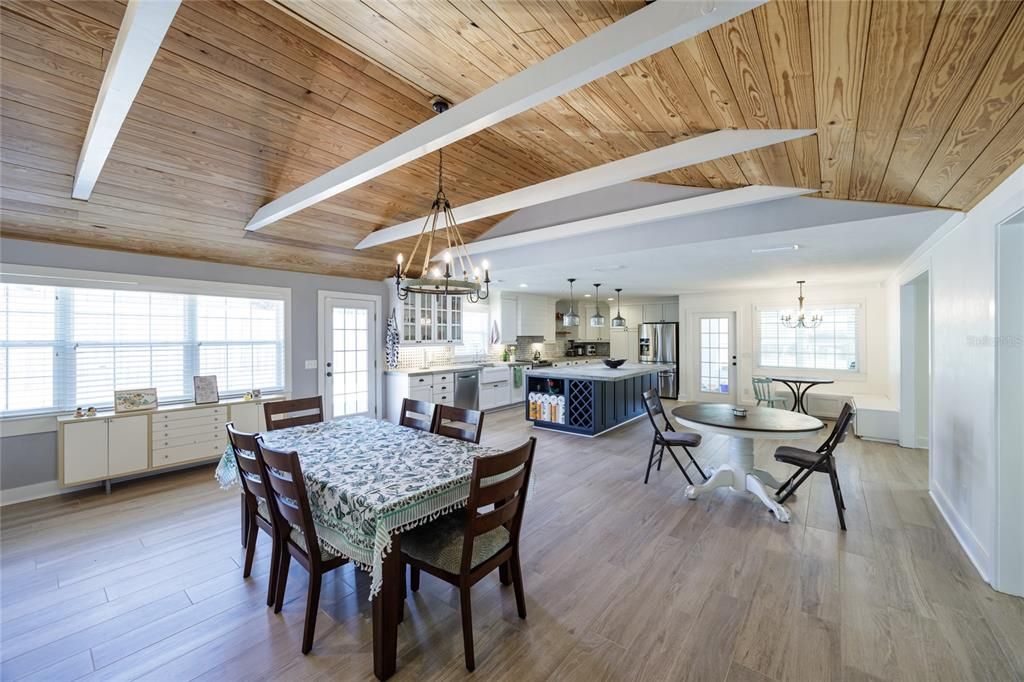 待售: $780,000 (5 贝兹, 3 浴室, 3426 平方英尺)