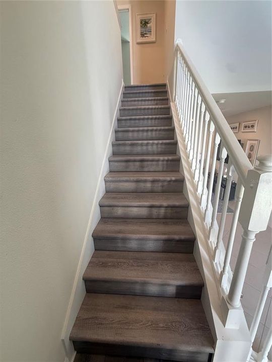 For Sale: $749,999 (5 beds, 4 baths, 2491 Square Feet)