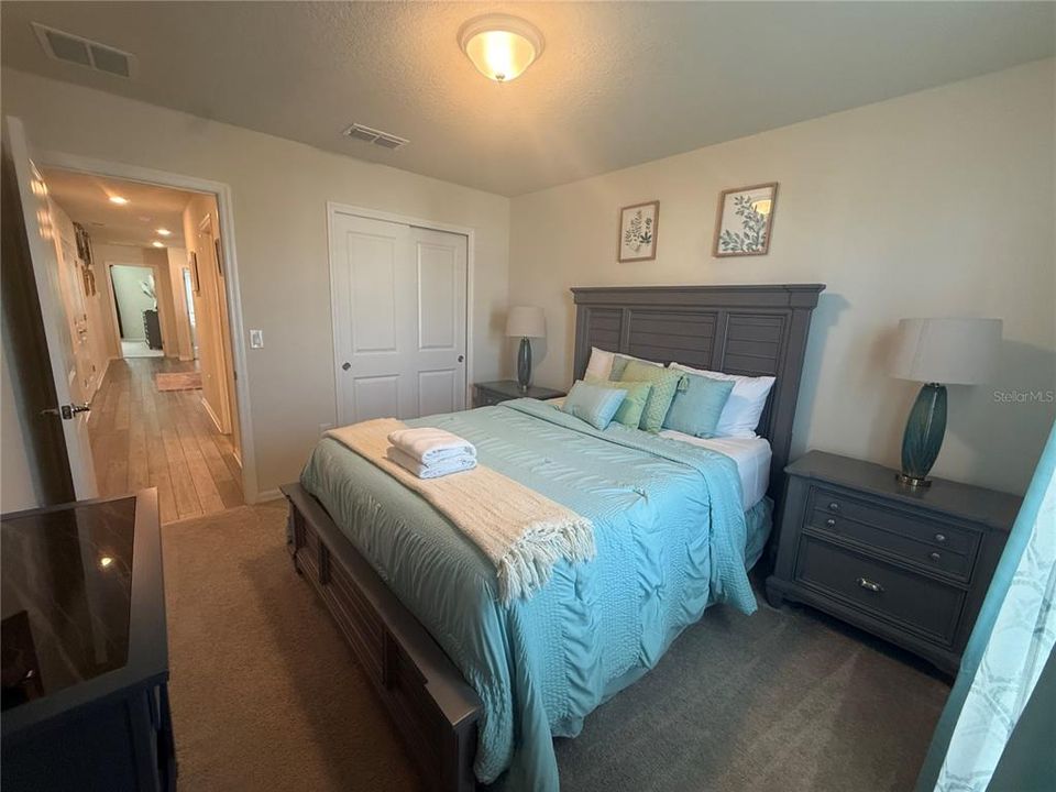 For Sale: $749,999 (5 beds, 4 baths, 2491 Square Feet)