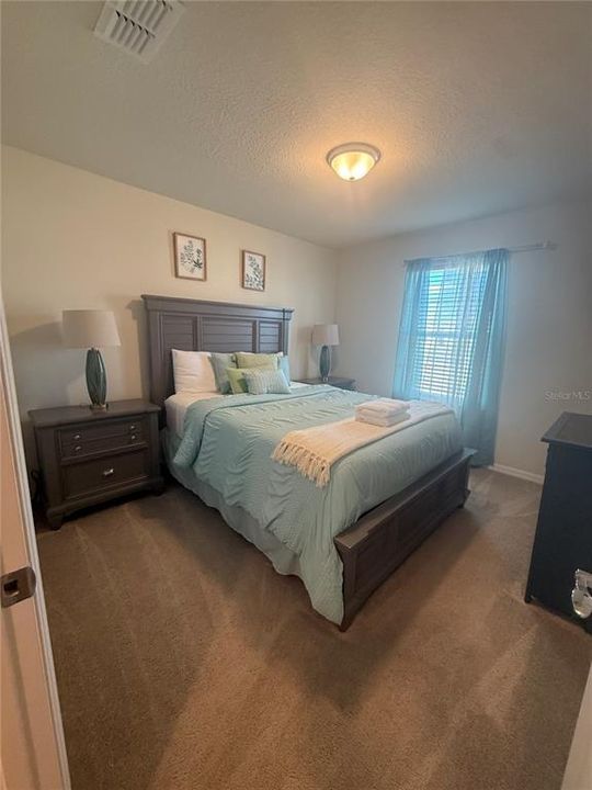 For Sale: $749,999 (5 beds, 4 baths, 2491 Square Feet)