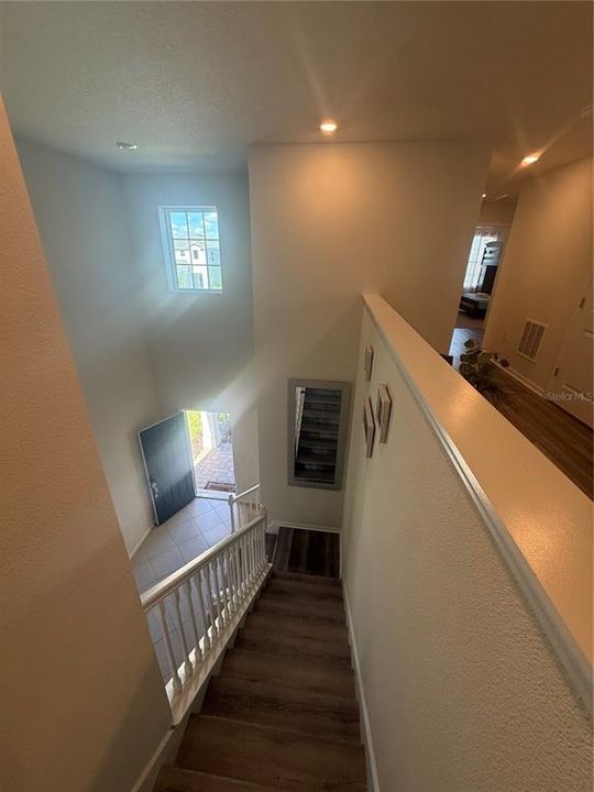 For Sale: $749,999 (5 beds, 4 baths, 2491 Square Feet)