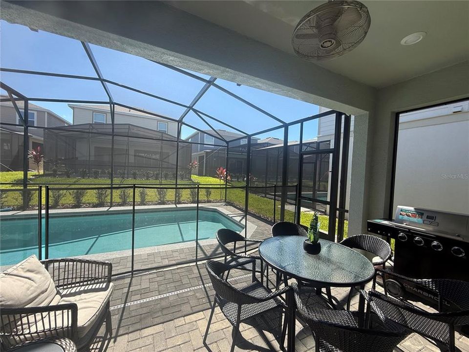 For Sale: $749,999 (5 beds, 4 baths, 2491 Square Feet)