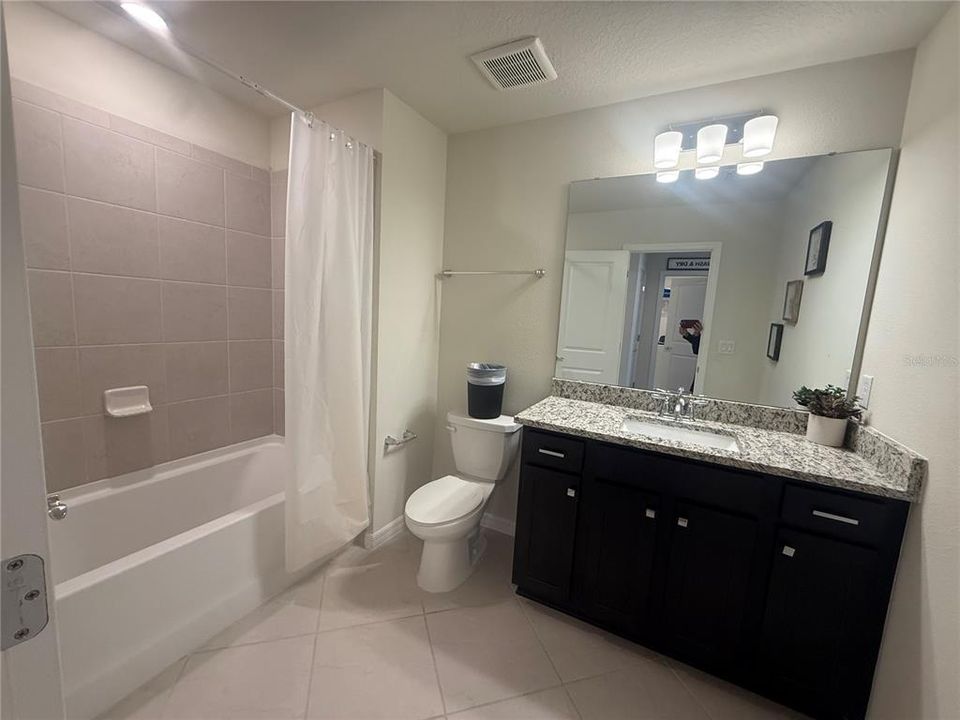 For Sale: $749,999 (5 beds, 4 baths, 2491 Square Feet)