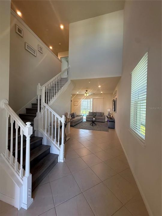 For Sale: $749,999 (5 beds, 4 baths, 2491 Square Feet)