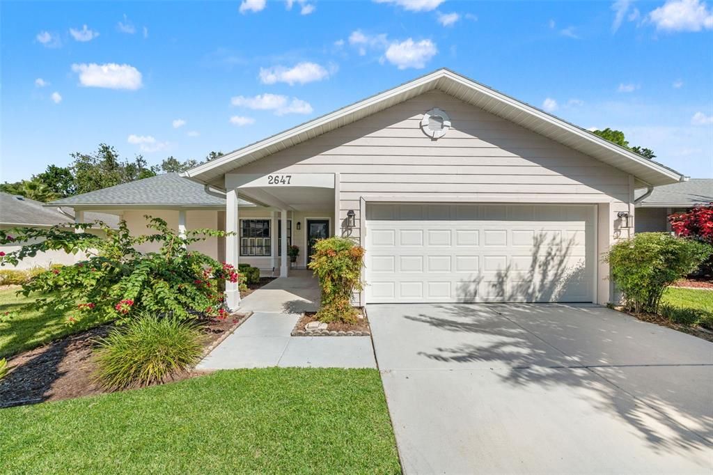 For Sale: $349,900 (2 beds, 2 baths, 2172 Square Feet)