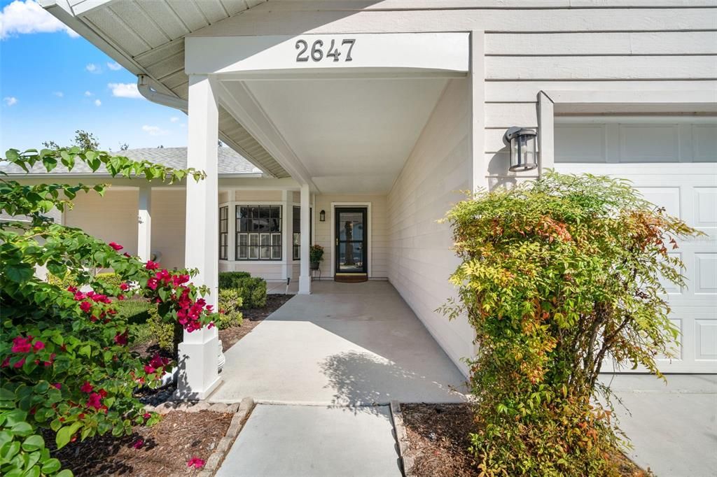 For Sale: $349,900 (2 beds, 2 baths, 2172 Square Feet)