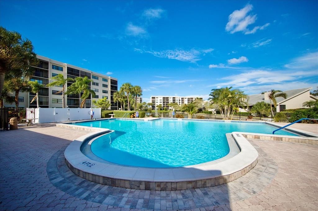 En Renta: $2,400 (1 camas, 1 baños, 958 Pies cuadrados)