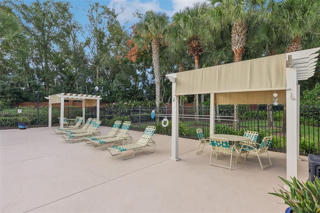 Activo con contrato: $347,500 (3 camas, 2 baños, 1914 Pies cuadrados)