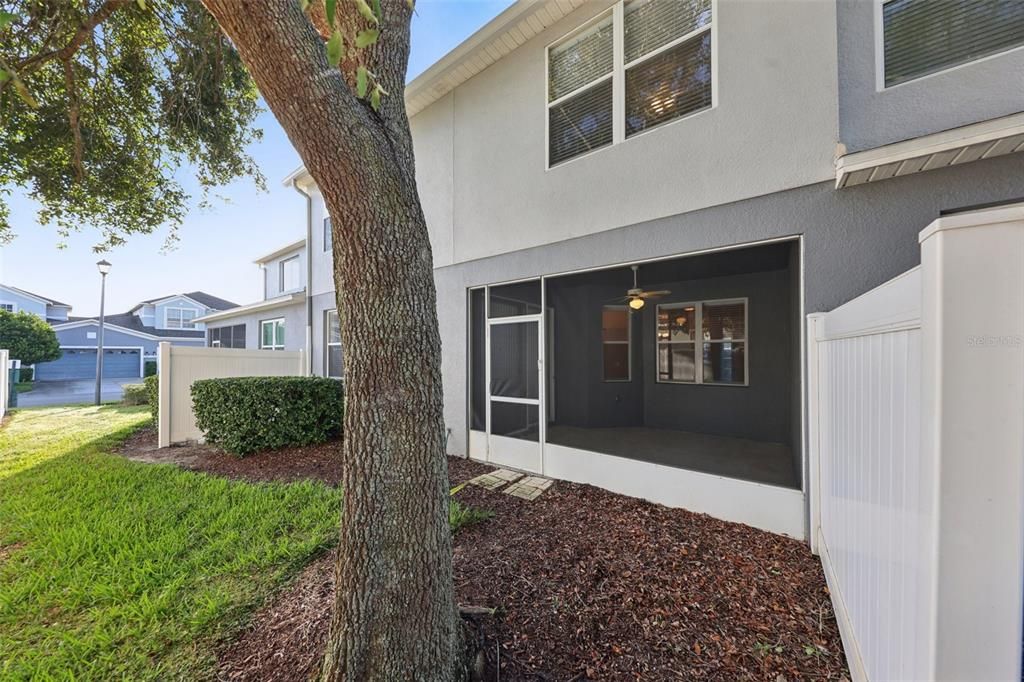 Activo con contrato: $347,500 (3 camas, 2 baños, 1914 Pies cuadrados)