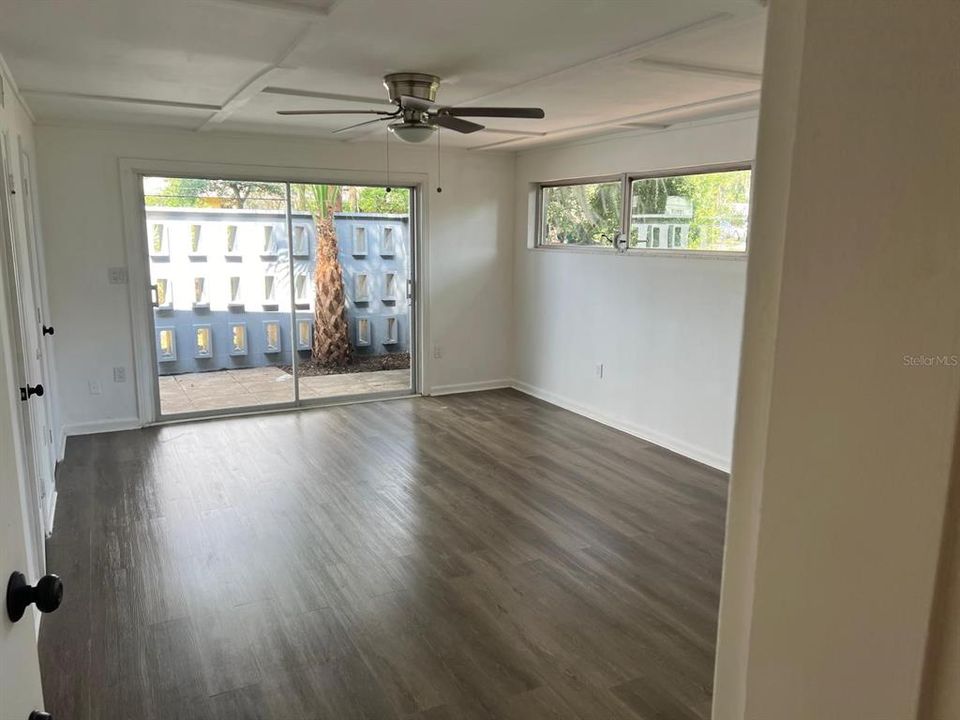 For Sale: $260,000 (3 beds, 2 baths, 1503 Square Feet)