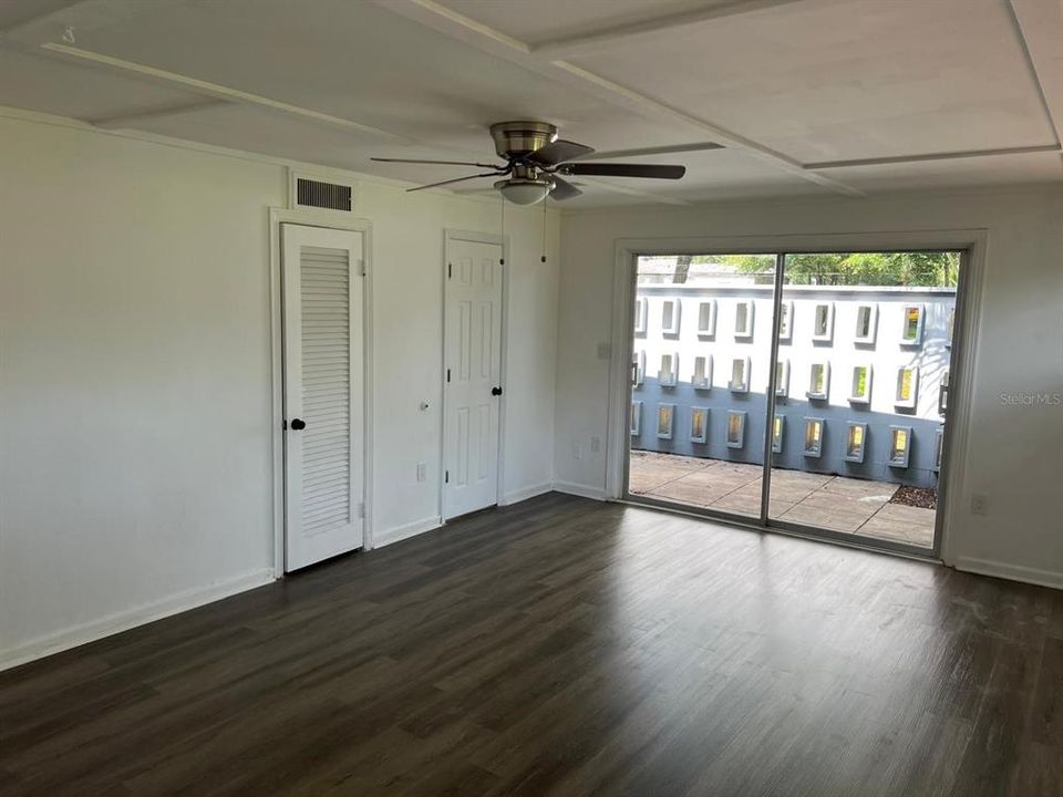 For Sale: $260,000 (3 beds, 2 baths, 1503 Square Feet)