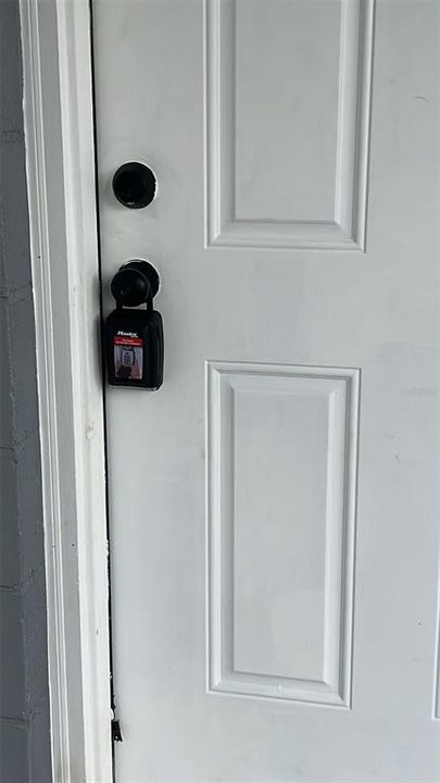 For Sale: $260,000 (3 beds, 2 baths, 1503 Square Feet)