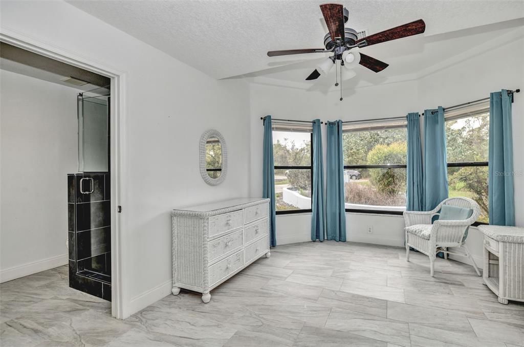 待售: $799,900 (5 贝兹, 4 浴室, 3263 平方英尺)