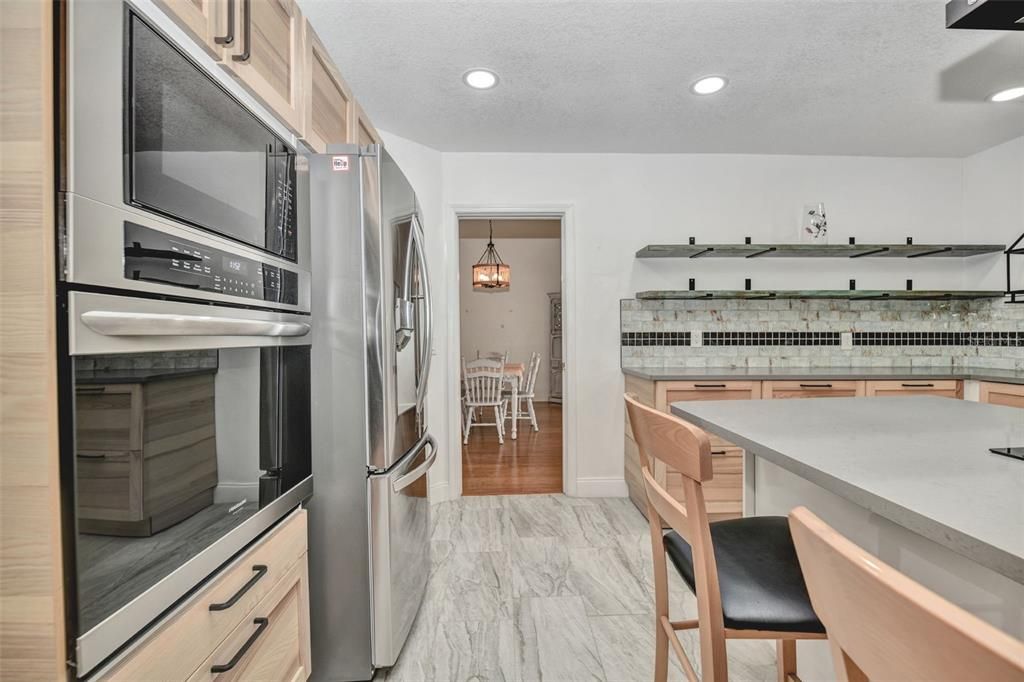 待售: $799,900 (5 贝兹, 4 浴室, 3263 平方英尺)