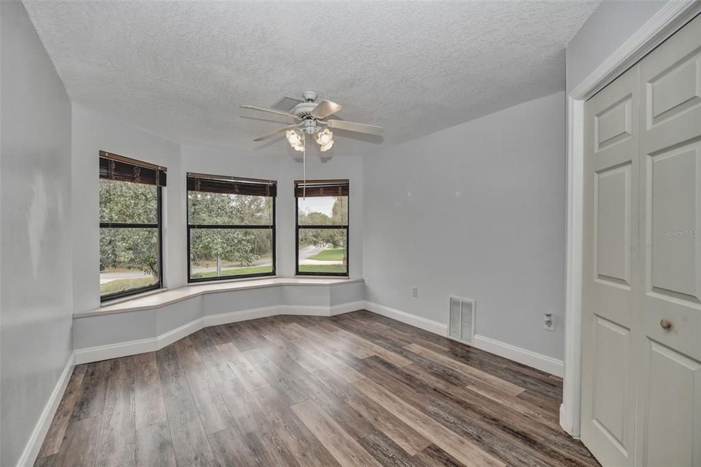 待售: $799,900 (5 贝兹, 4 浴室, 3263 平方英尺)