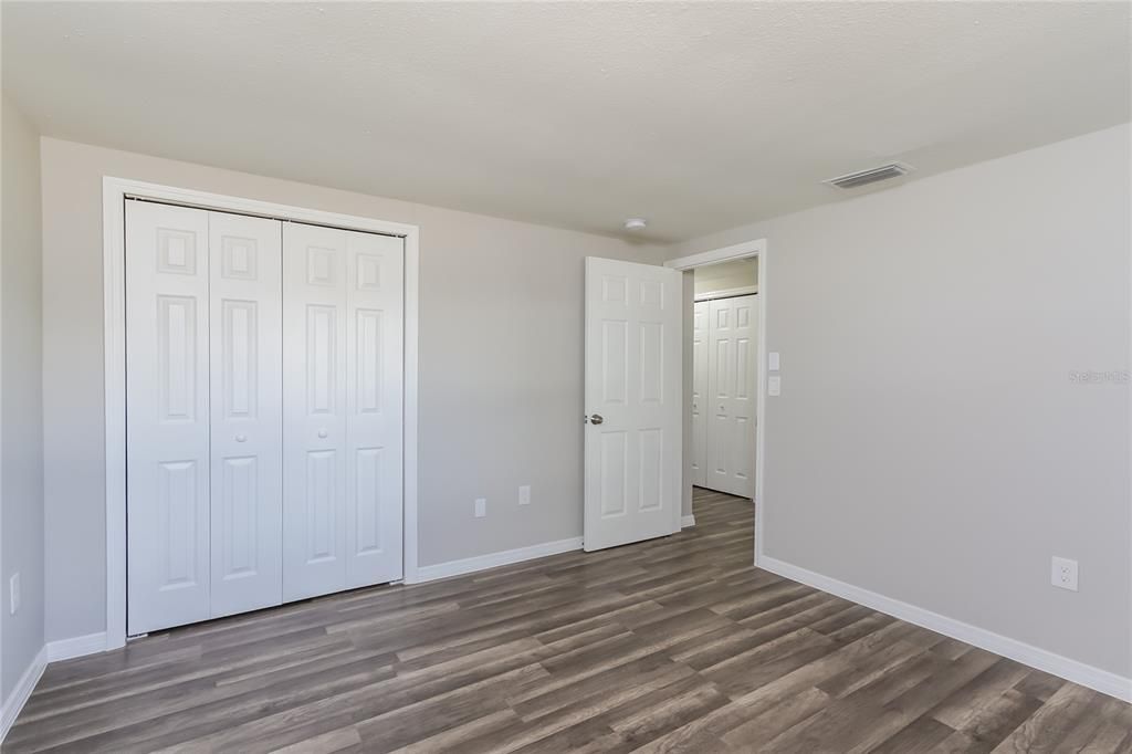 For Rent: $2,530 (4 beds, 2 baths, 1596 Square Feet)