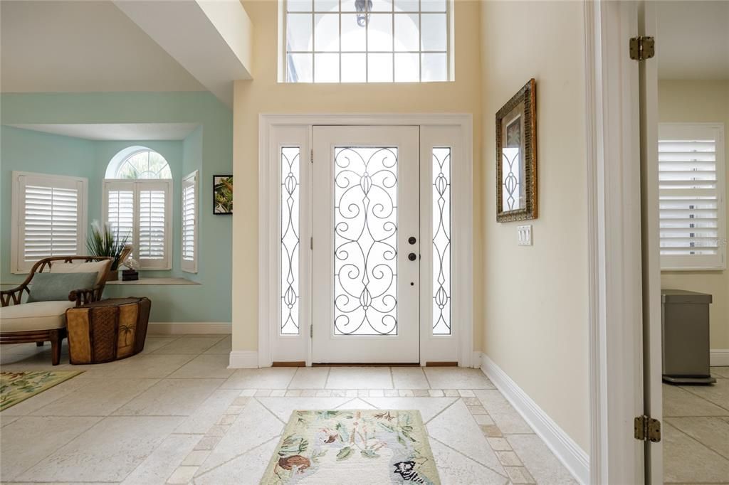 Под контрактом: $869,000 (4 спален, 3 ванн, 2731 Квадратных фут)