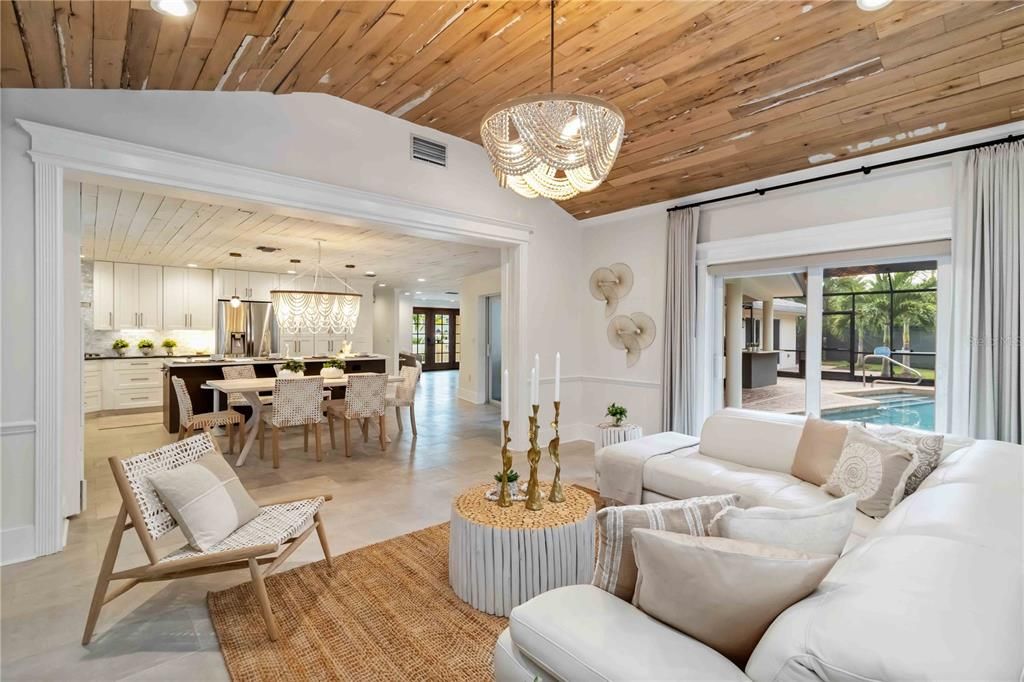 For Sale: $2,599,000 (3 beds, 3 baths, 2539 Square Feet)