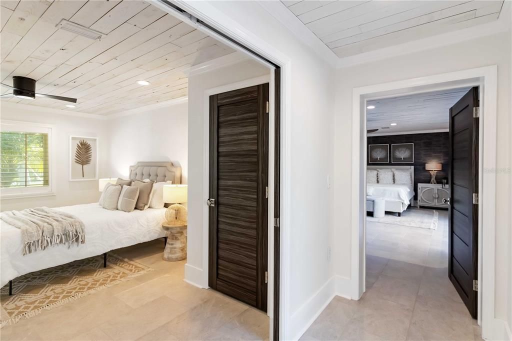 For Sale: $2,599,000 (3 beds, 3 baths, 2539 Square Feet)