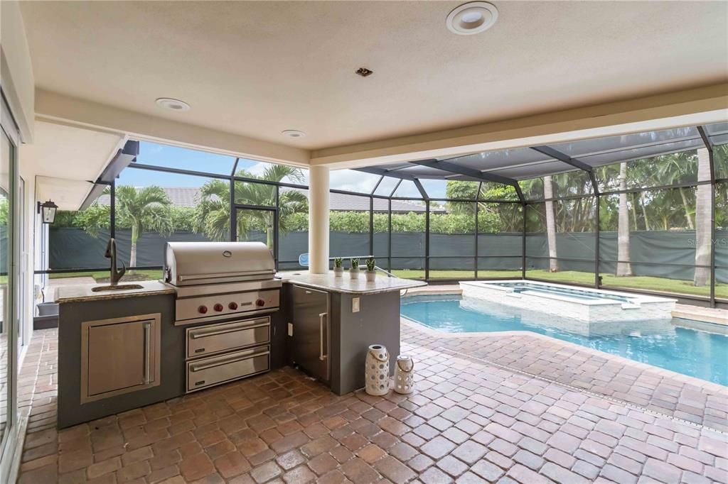 For Sale: $2,599,000 (3 beds, 3 baths, 2539 Square Feet)