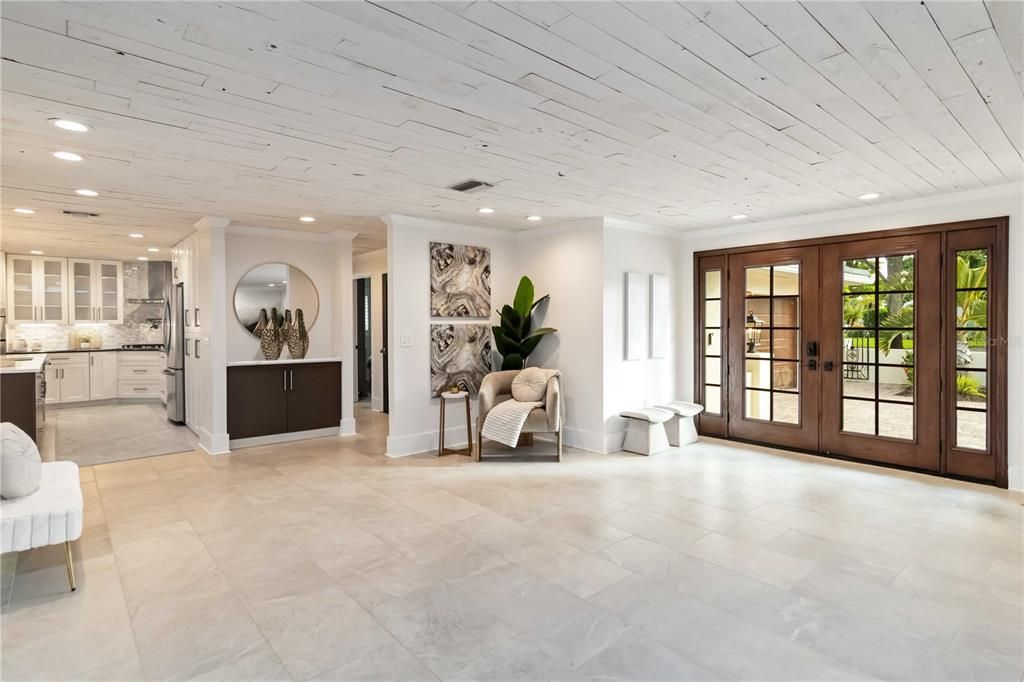 For Sale: $2,599,000 (3 beds, 3 baths, 2539 Square Feet)