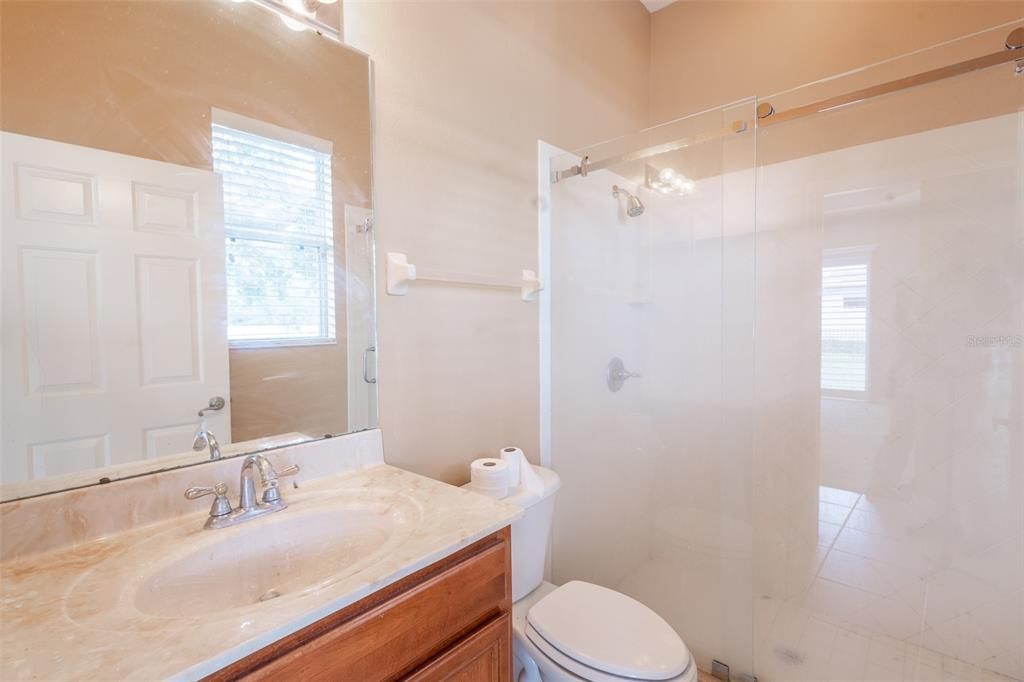 En Venta: $759,000 (6 camas, 4 baños, 4010 Pies cuadrados)