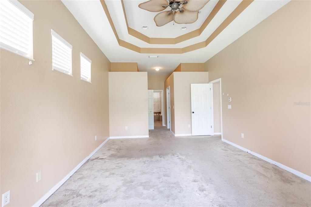 En Venta: $759,000 (6 camas, 4 baños, 4010 Pies cuadrados)