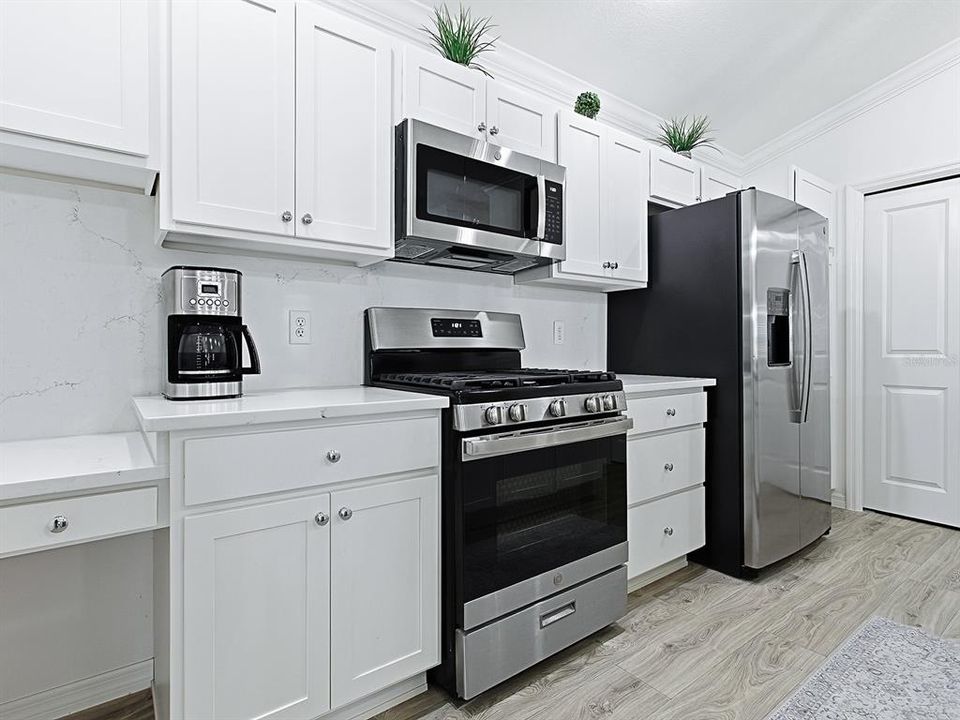 For Sale: $344,900 (3 beds, 2 baths, 1440 Square Feet)