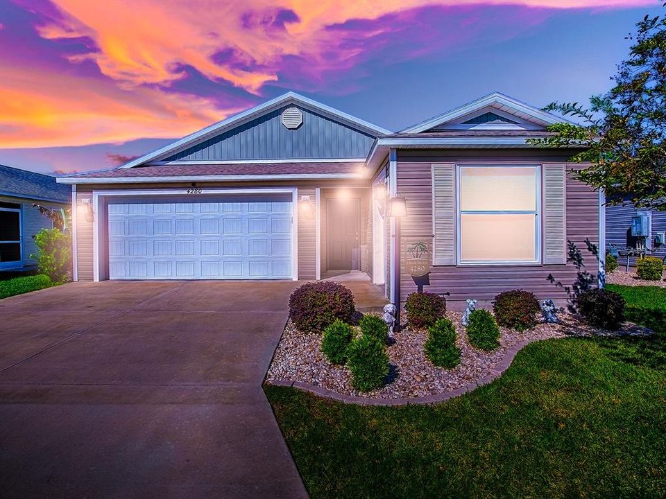 For Sale: $344,900 (3 beds, 2 baths, 1440 Square Feet)