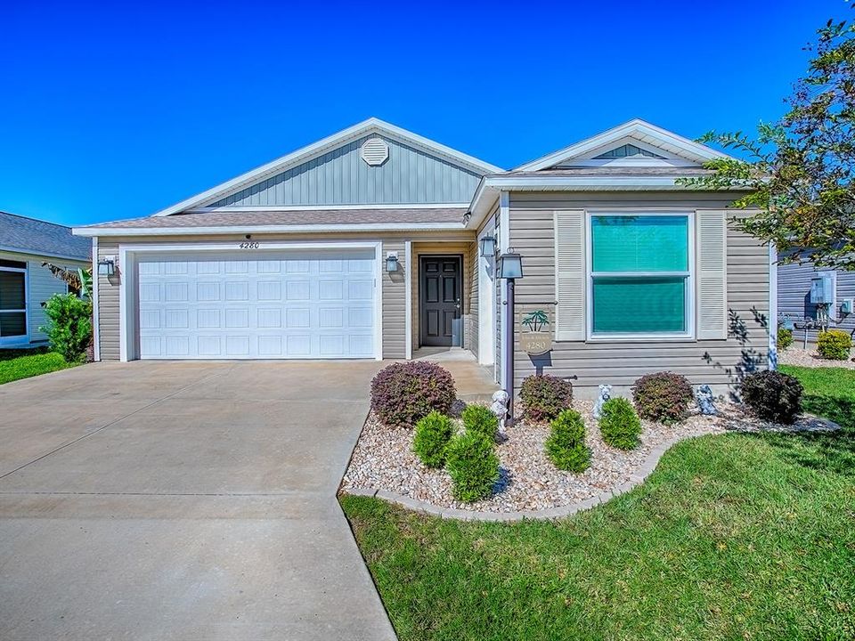 For Sale: $344,900 (3 beds, 2 baths, 1440 Square Feet)