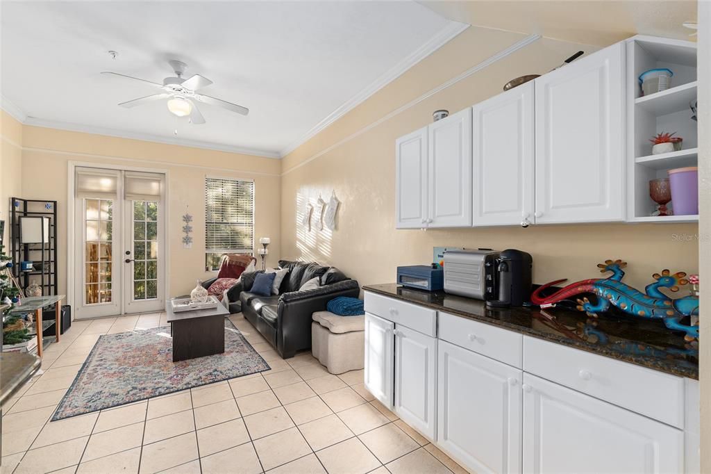 En Venta: $385,000 (2 camas, 3 baños, 1248 Pies cuadrados)