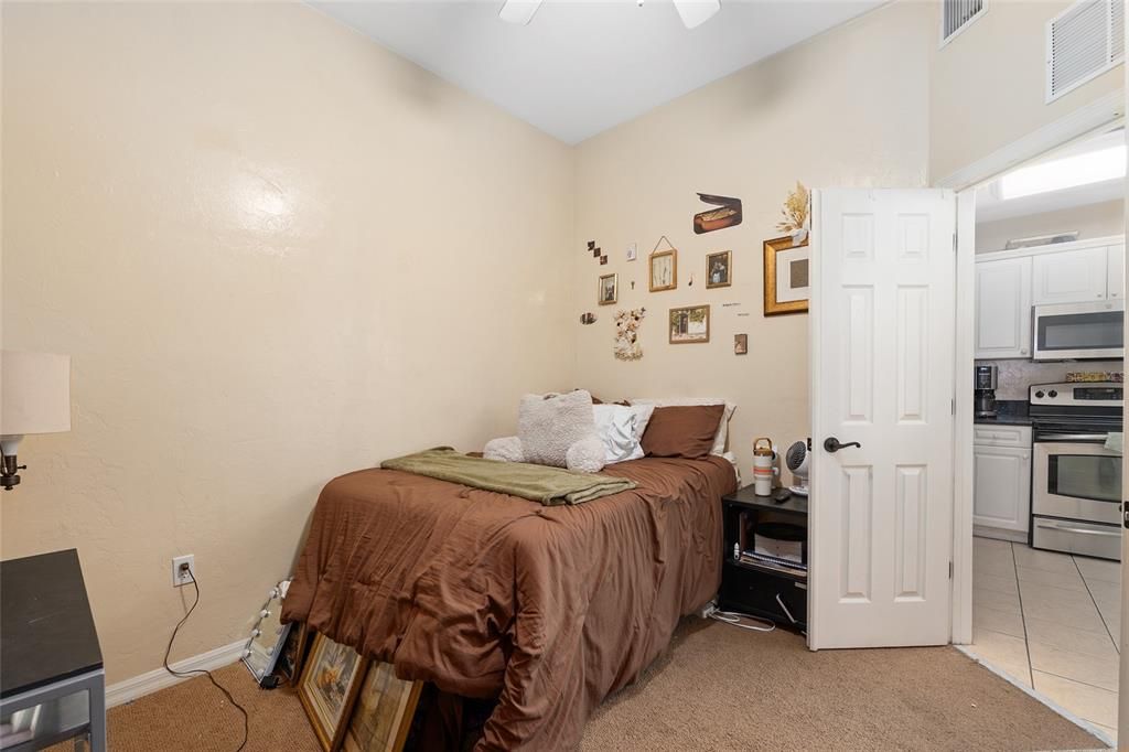 En Venta: $385,000 (2 camas, 3 baños, 1248 Pies cuadrados)