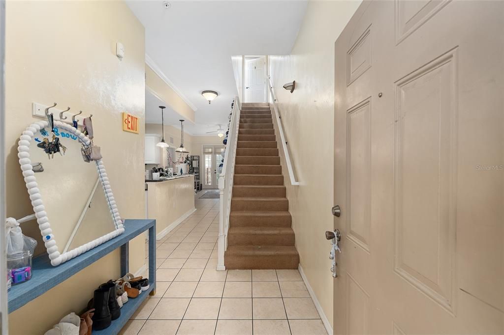 En Venta: $385,000 (2 camas, 3 baños, 1248 Pies cuadrados)