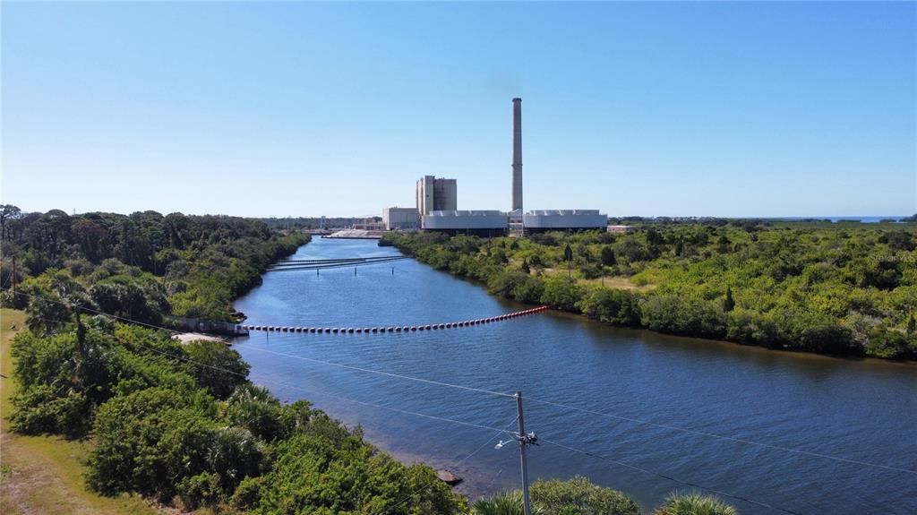 На продажу: $100,000 (2 спален, 1 ванн, 975 Квадратных фут)