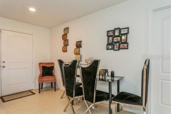 For Sale: $299,000 (3 beds, 2 baths, 1708 Square Feet)