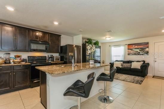 For Sale: $299,000 (3 beds, 2 baths, 1708 Square Feet)