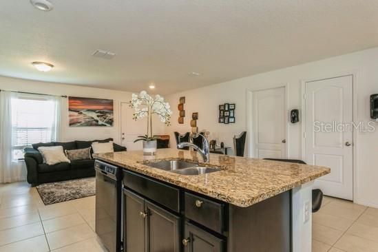 For Sale: $299,000 (3 beds, 2 baths, 1708 Square Feet)