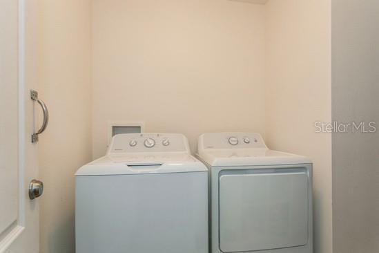 For Sale: $299,000 (3 beds, 2 baths, 1708 Square Feet)