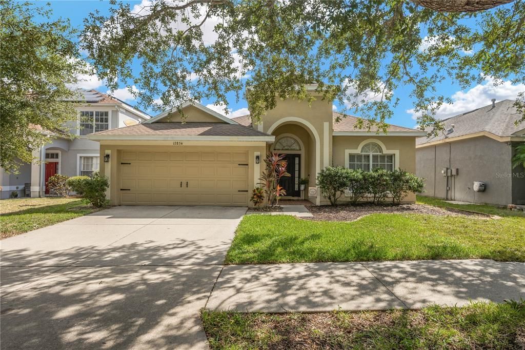 Active With Contract: $350,000 (3 beds, 2 baths, 2224 Square Feet)