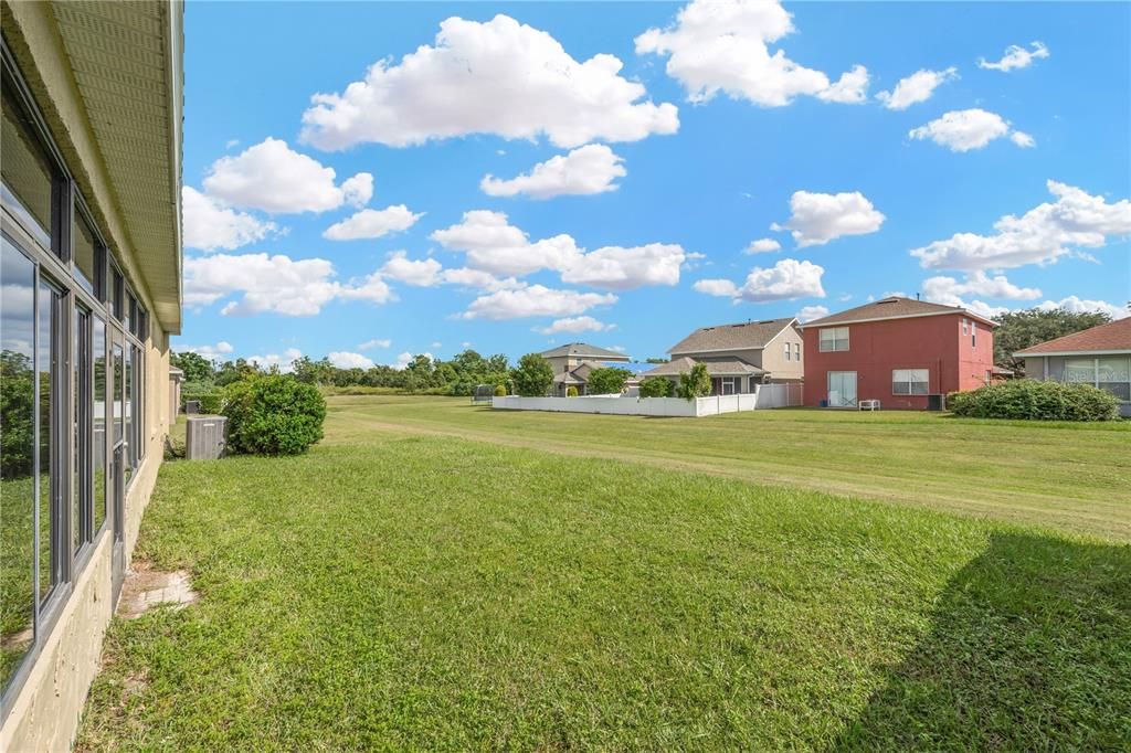 Active With Contract: $350,000 (3 beds, 2 baths, 2224 Square Feet)