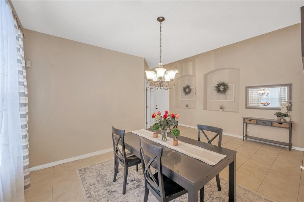 Active With Contract: $350,000 (3 beds, 2 baths, 2224 Square Feet)