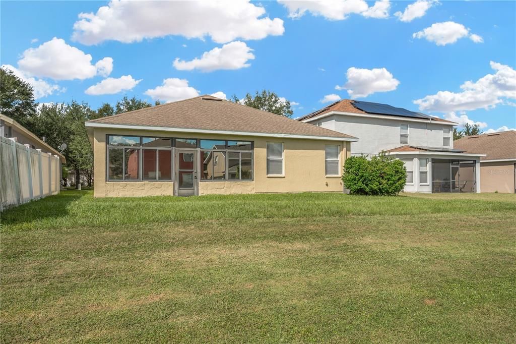 Active With Contract: $350,000 (3 beds, 2 baths, 2224 Square Feet)