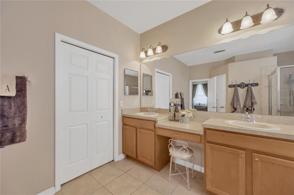 Active With Contract: $350,000 (3 beds, 2 baths, 2224 Square Feet)