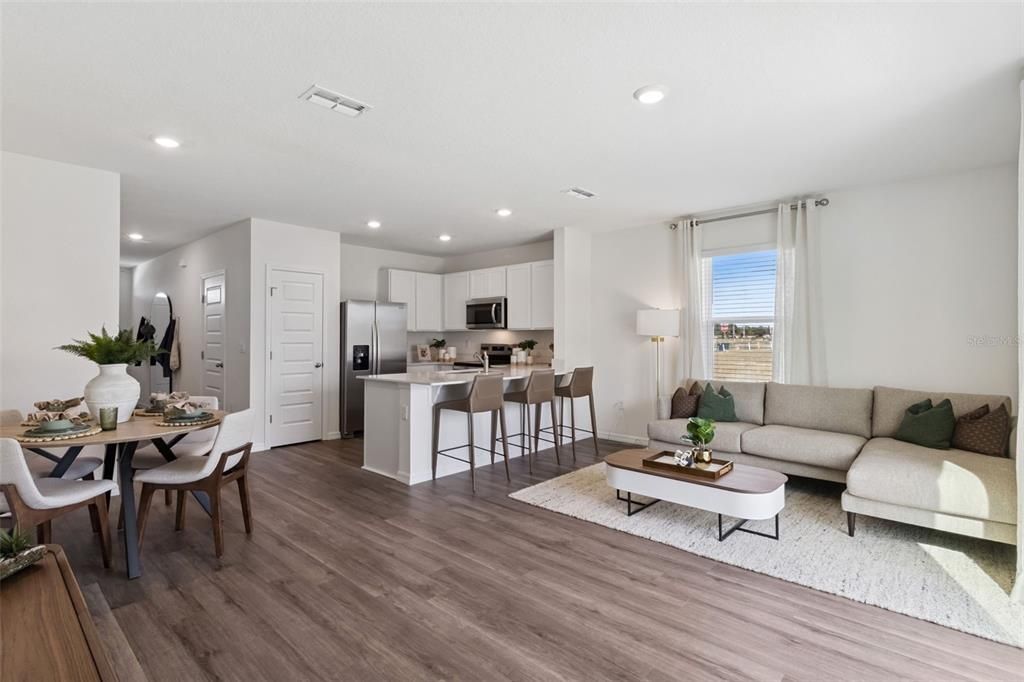 For Sale: $300,990 (3 beds, 2 baths, 1463 Square Feet)